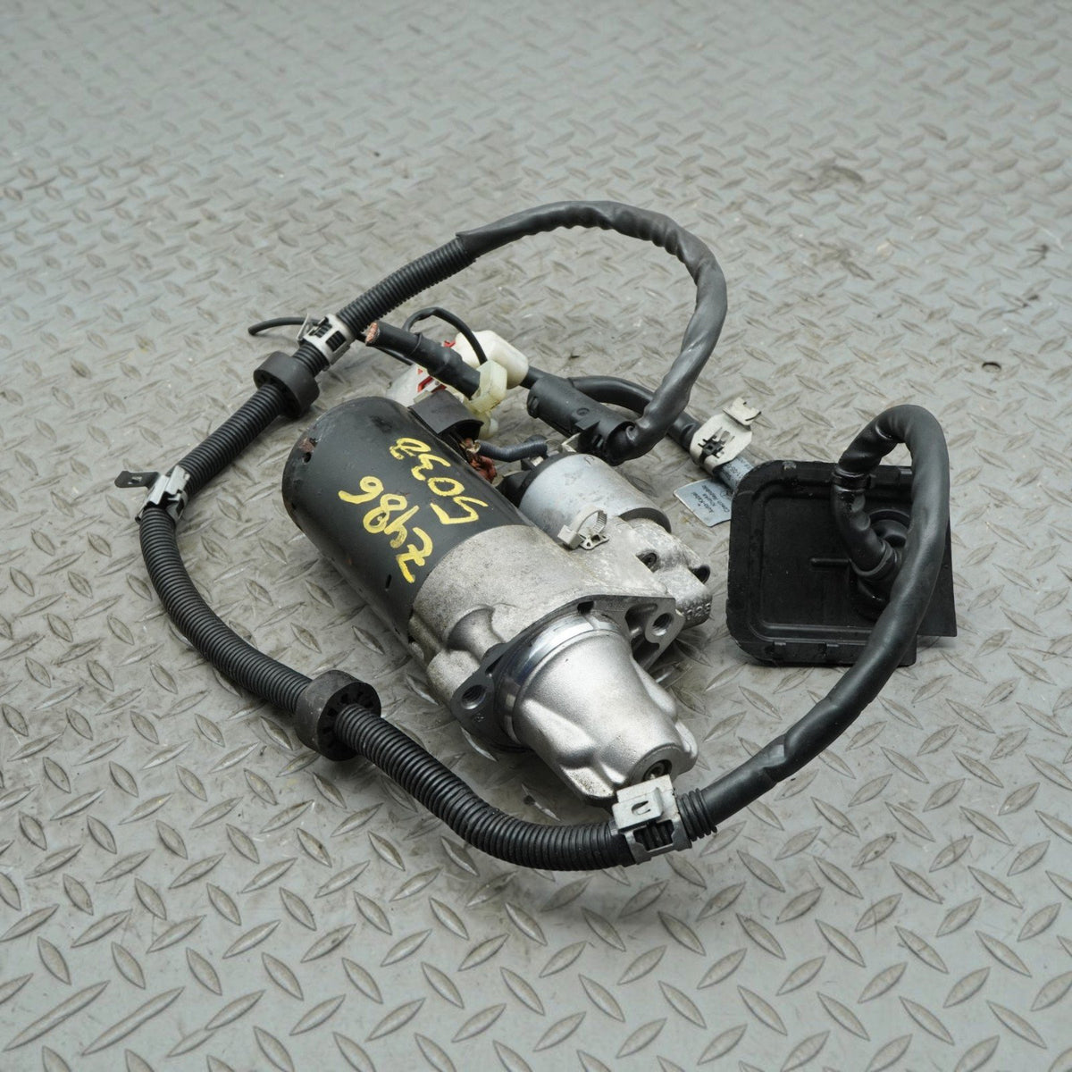 2014 Mercedes E350 4Matic C207 Starter Motor Engine Ignition A2044403940 OEM