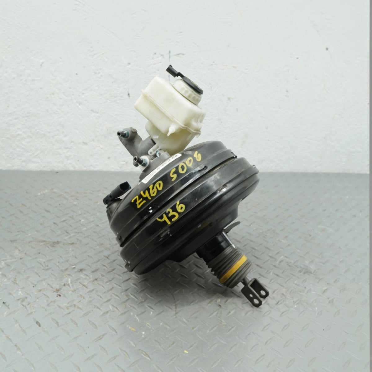 15-19 BMW X6 F16 Power Brake Booster Vacuum Master Cylinder Tank 296856833 OEM