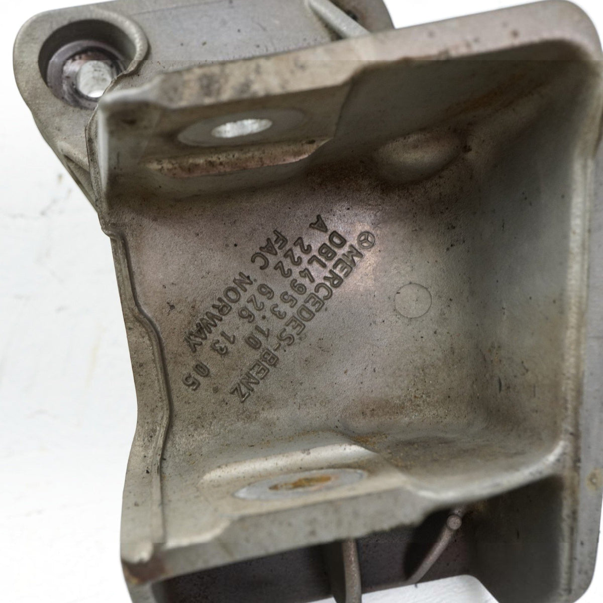 14-20 Mercedes S550 S400 S63 W222 Front Subframe Crossmember 2226200387 OEM