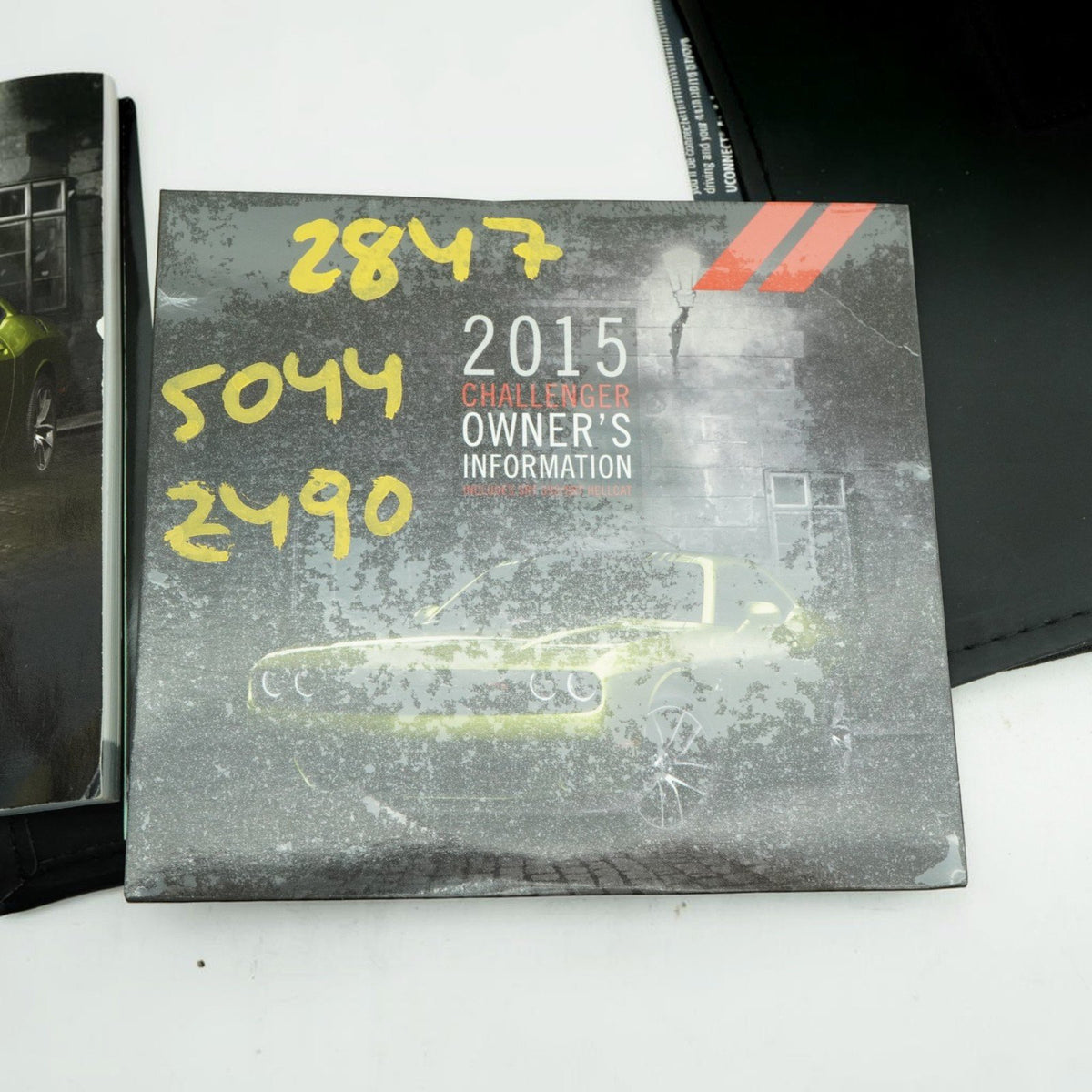 2015 Dodge Challenger Owners Manual User Guide Set w/ Case SXT R/T Scat Pack OEM
