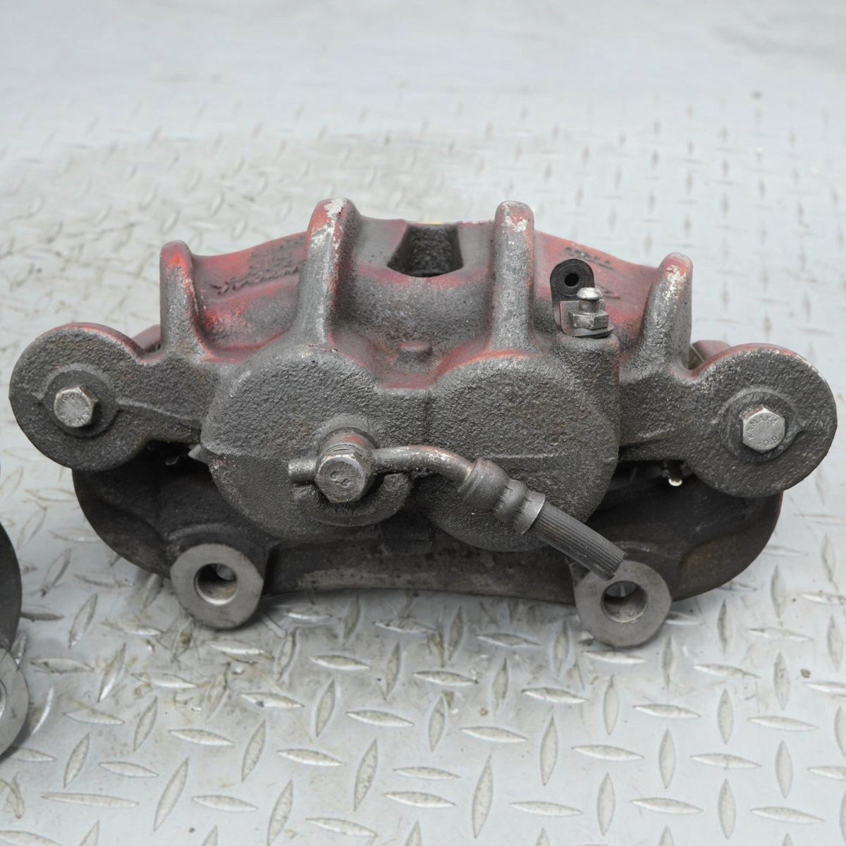 14-17 Range Rover Sport L494 3.0L Caliper Brake Stop Front Right & Left OEM