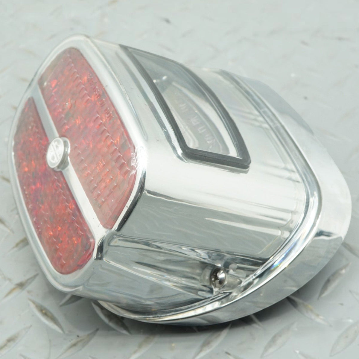 2011 Harley-Davidson FLSTC Heritage Softail Classic Taillight Rear 68066-99A OEM