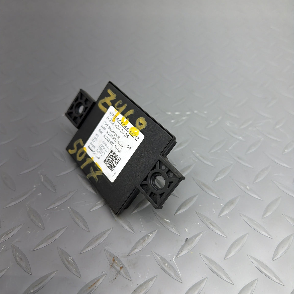14-17 Mercedes S550 S400 W222 Rear View Camera Control Module A2229000905 OEM