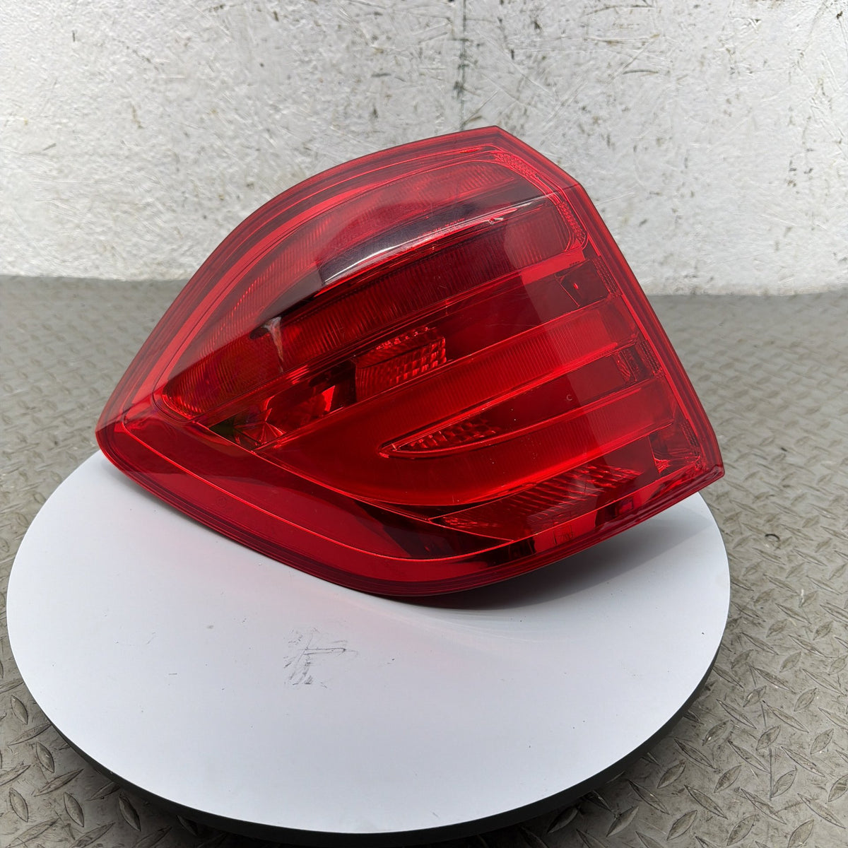 2013-2016 Mercedes-Benz GL550 GL-Class X166 SUV Left Tail Light