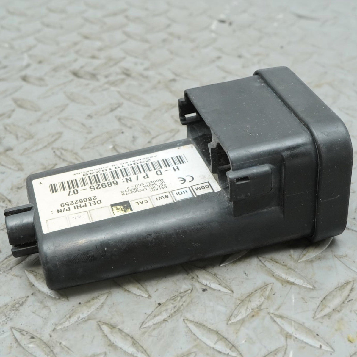 2007 Harley-Davidson FXSTD Softail Deuce Turn Signal Control Module 68925-07 OEM