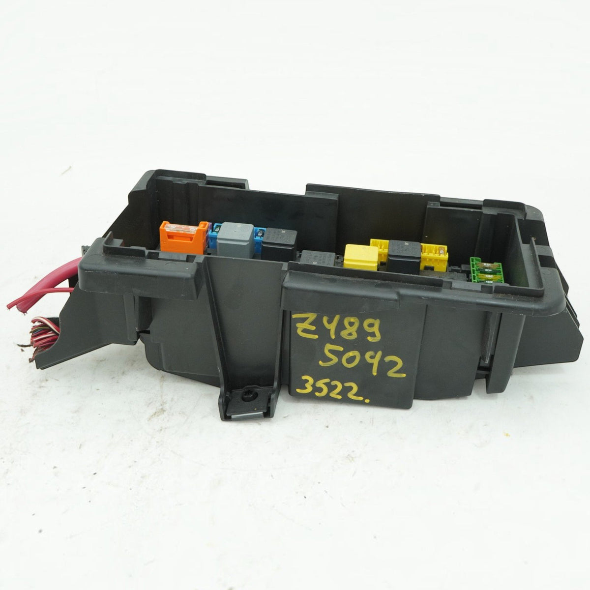 17-19 Mercedes GLS63 GLS550 GLS450 GLS350d X166 Fuse Relay Box A0025428819 OEM