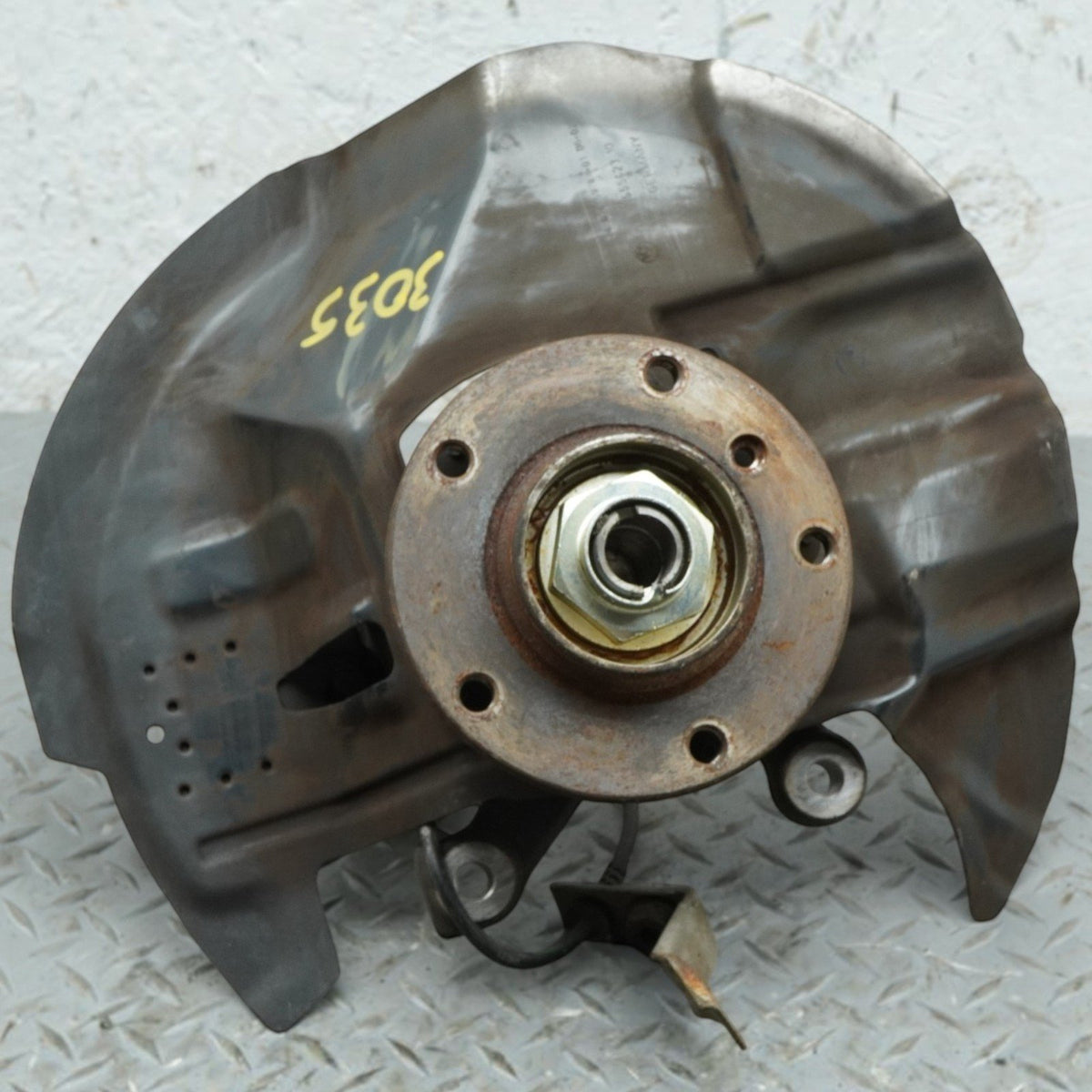 99-06 BMW 320 323 325 328 330 E46 Right Front Spindle Knuckle 31211096430 OEM