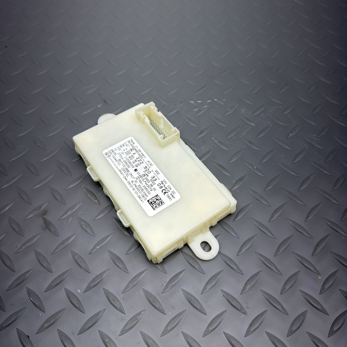 14-17 Mercedes S550 S600 S63 W222 Keyless Go Control Module A2229003308 OEM