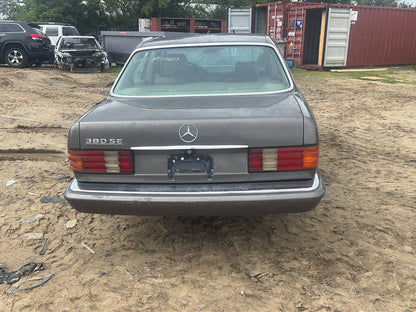 1979-1991 Mercedes-Benz 380SE S-Class W126 W126