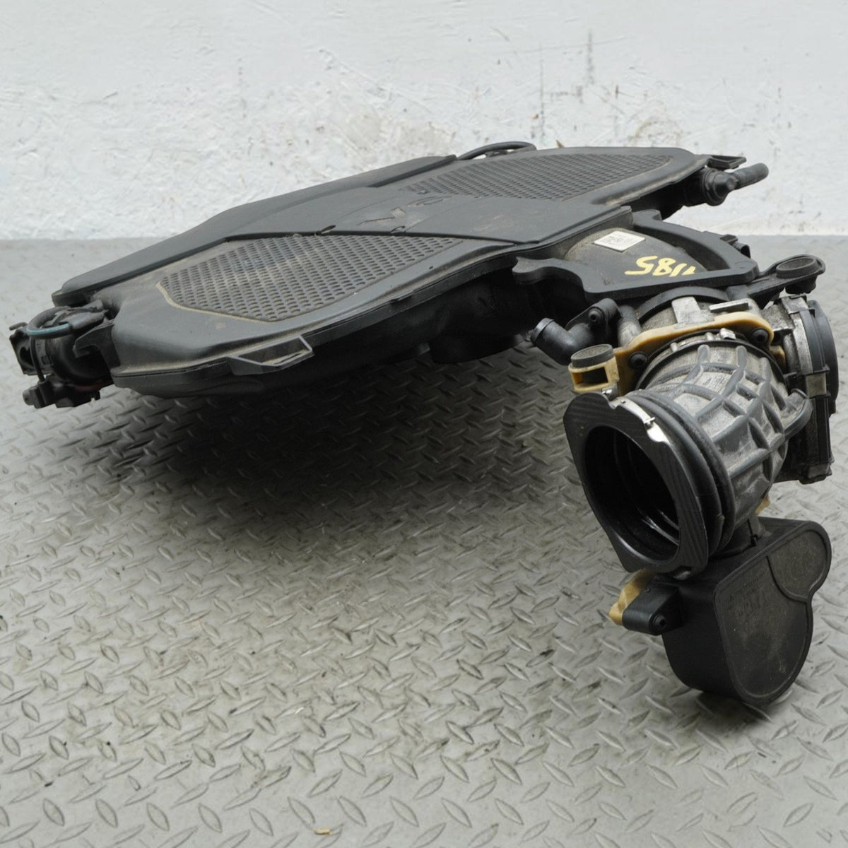 13-14 Mercedes E350 C207 Air Intake Manifold Engine Motor Upper 2761403001 OEM