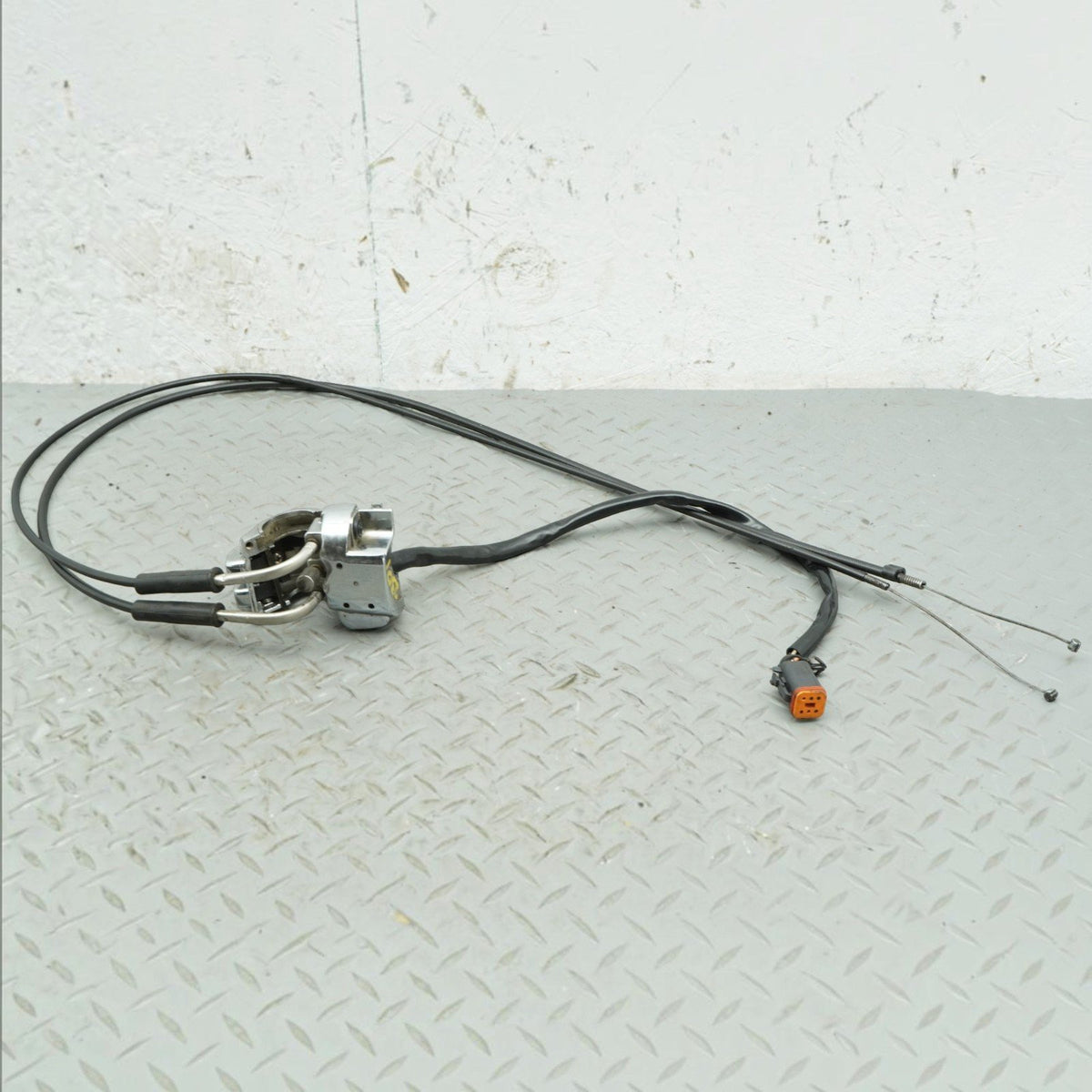 00-06 Harley-Davidson FLHRCI Road King Classic Handlebar Sturt Run Off Switches