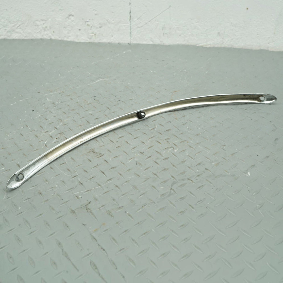 12-13 Harley Electra Glide Classic FLHTC Windshield Chrome Trim Front OEM