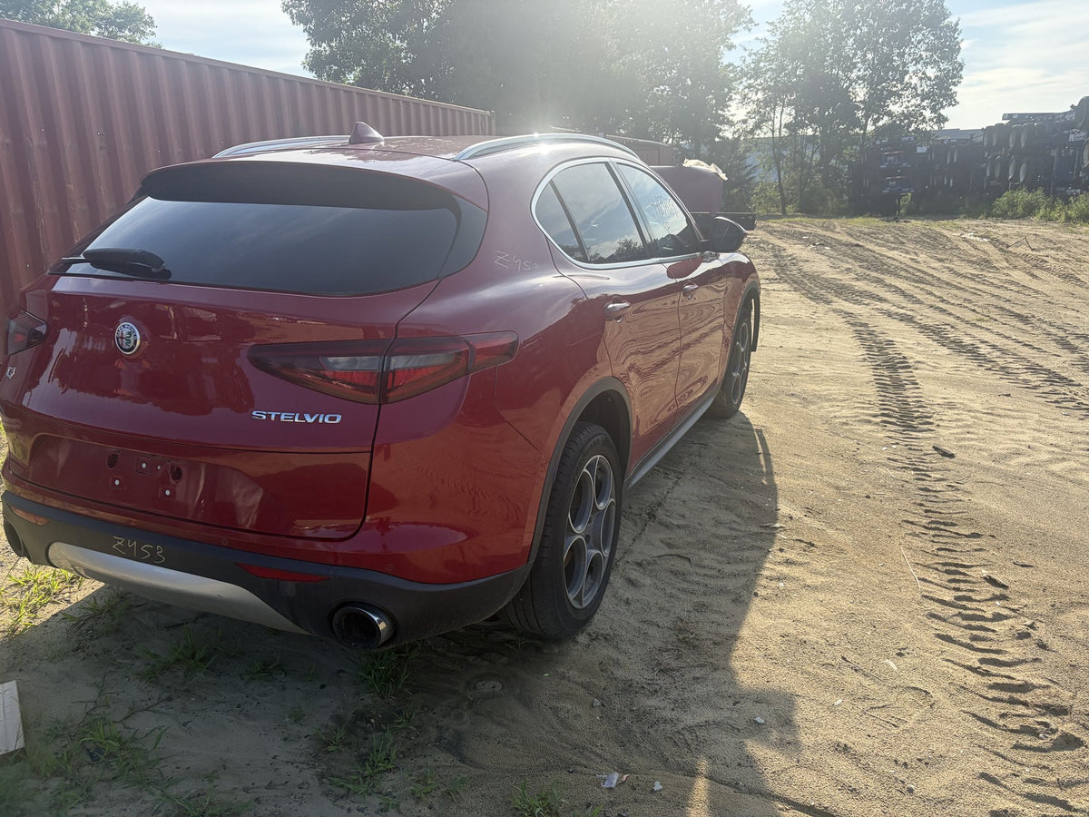 2016-2020 Alfa Romeo Stelvio 949