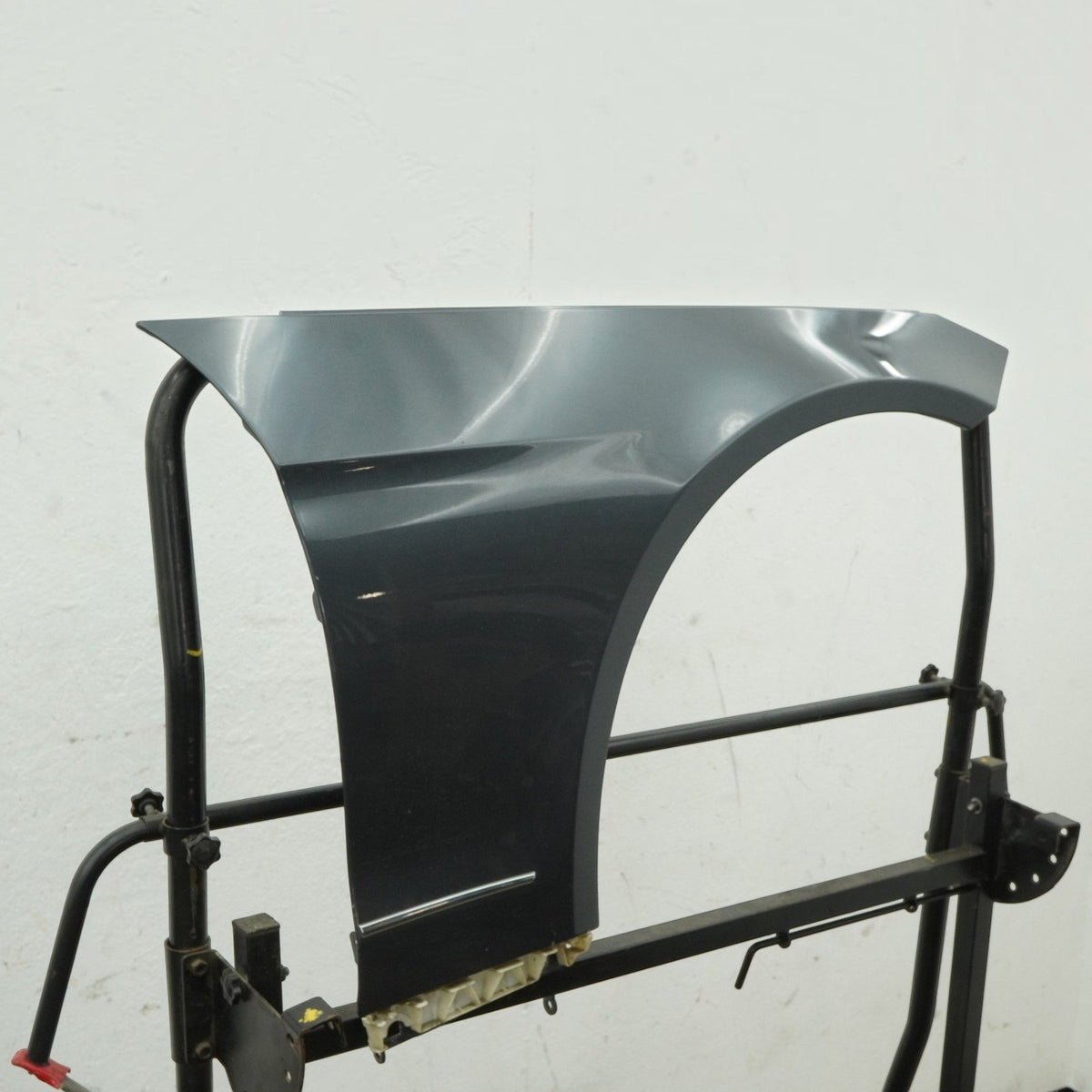 10-17 Mercedes E350 E400 E550 C207 Front Right Fender Panel 2078800218 Gray 755
