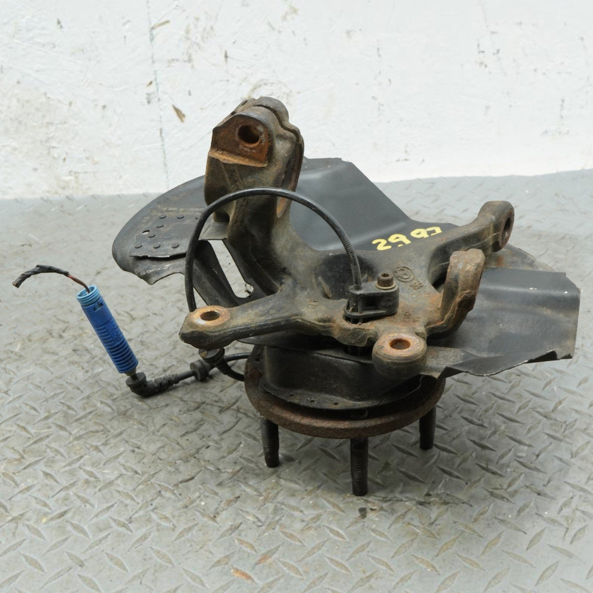 99-06 BMW 320 323 325 328 330 E46 Front Left Spindle Knuckle Hub 31211096429 OEM