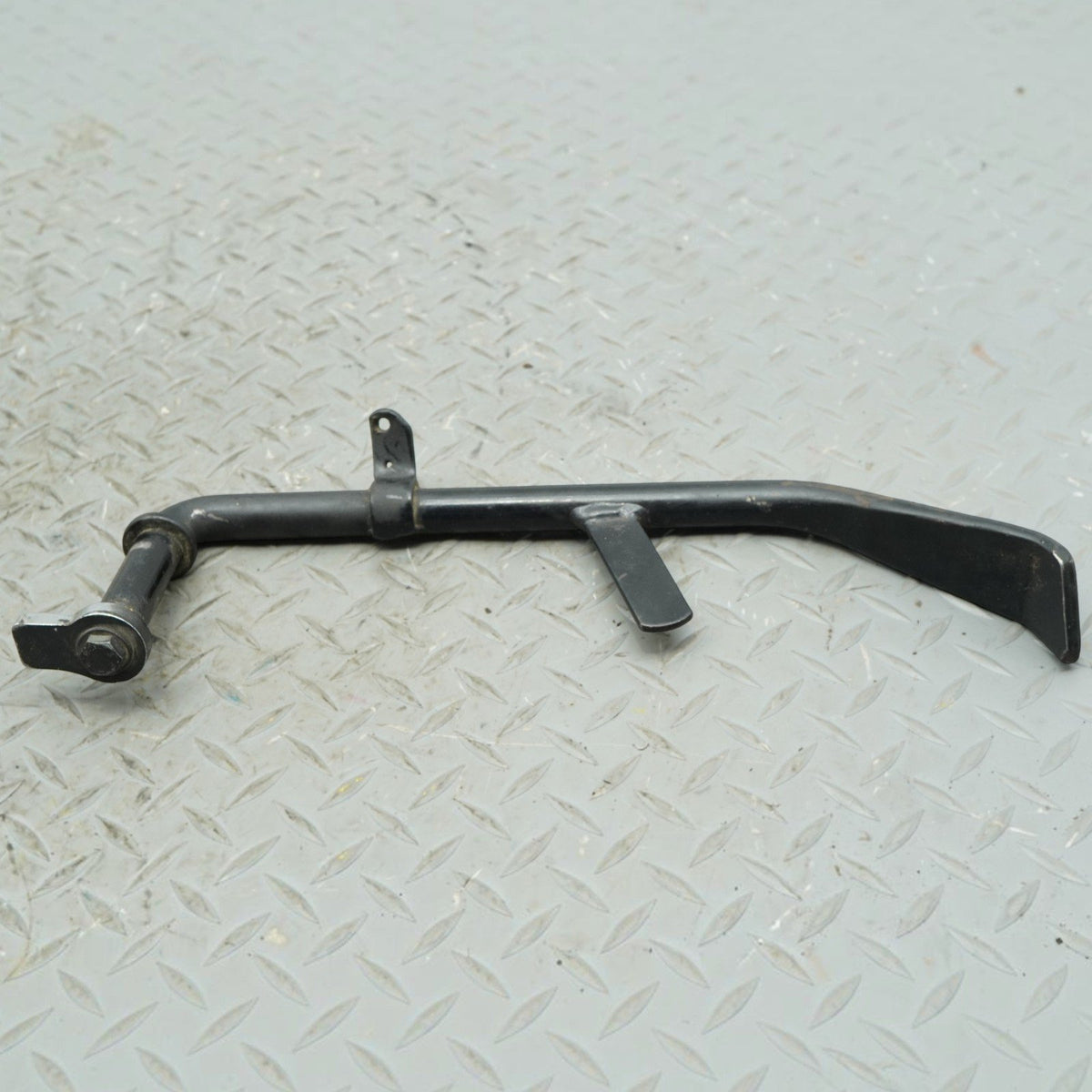 2002-2006 Harley Davidson VROD VRSCA Left Kick Stand 49733-01 OEM