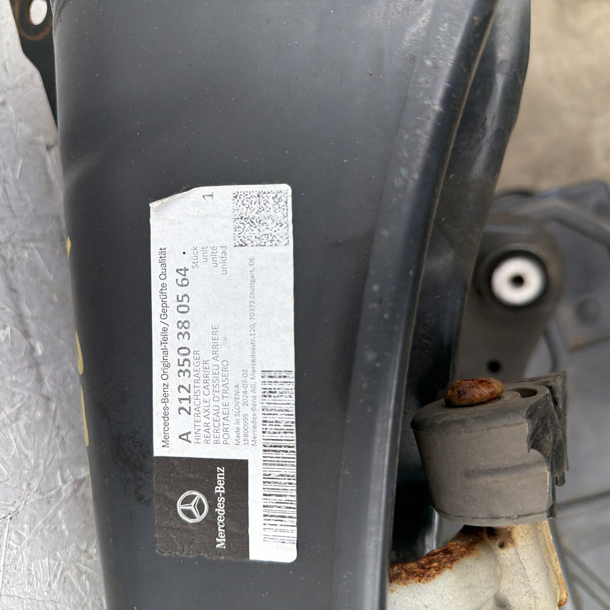 10-17 Mercedes E350 E550 W207 Rear Crossmember Subframe Cradle A2123503805 Coupe