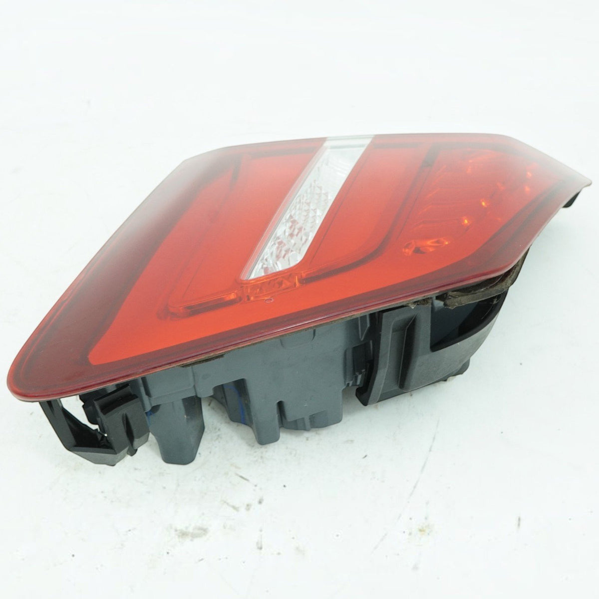 17-19 Mercedes GLS63 GLS550 GLS450 X166 LH Inner Lamp Taillight A1669066302 OEM