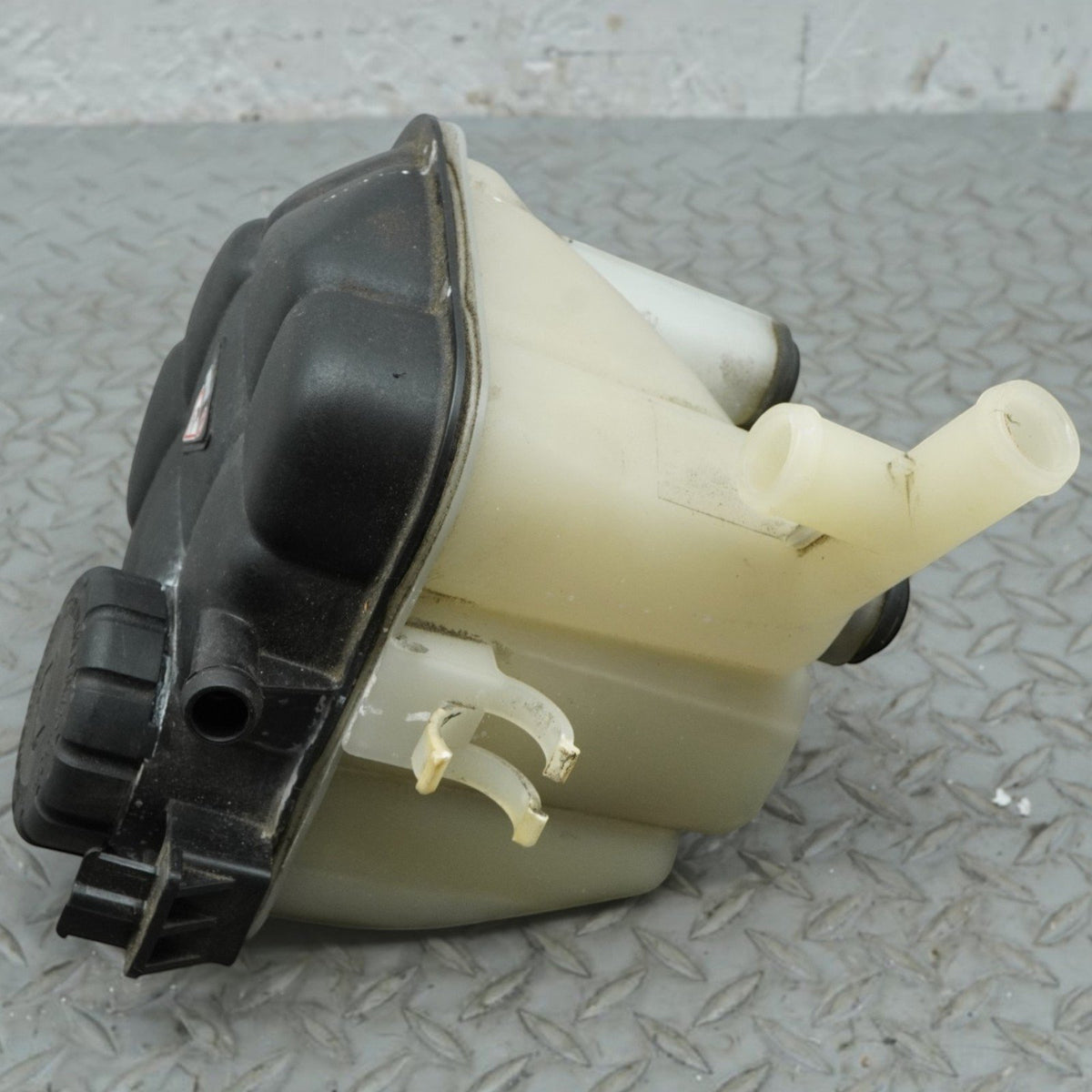 17-19 Mercedes GLS63 GLS550 GLS450 GLS350d X166 Coolant Bottle 1665000049 OEM