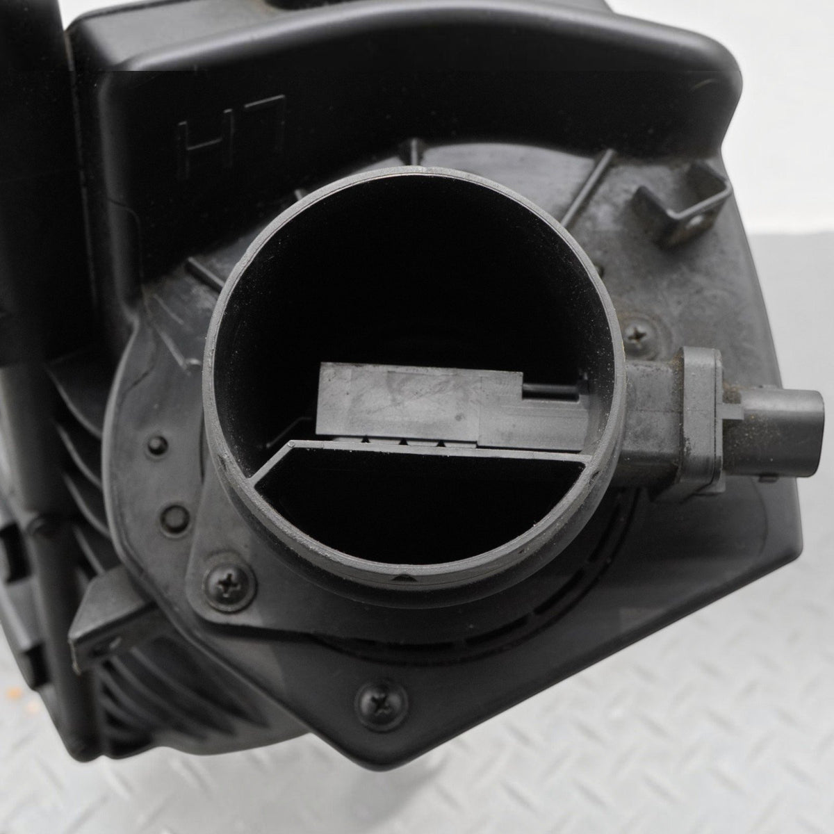 15-19 Range Rover Sport L494 Air Cleaner Housing Box Left DPLA-9601-BB OEM