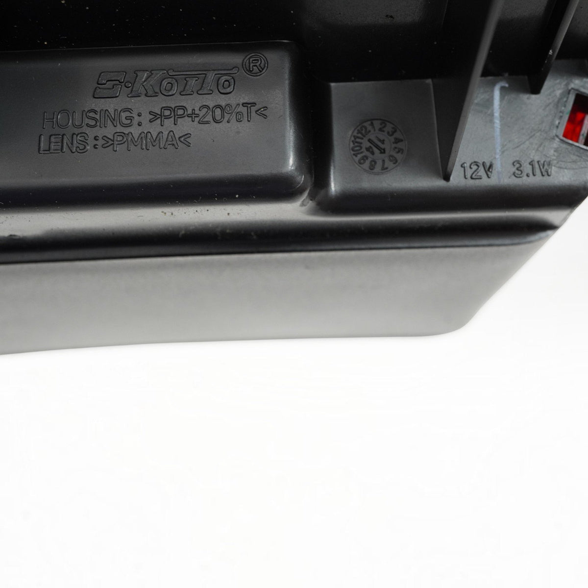 08-23 Dodge Challenger 3rd Third Brake Light High Mount Stop Lamp 05028782AD OEM