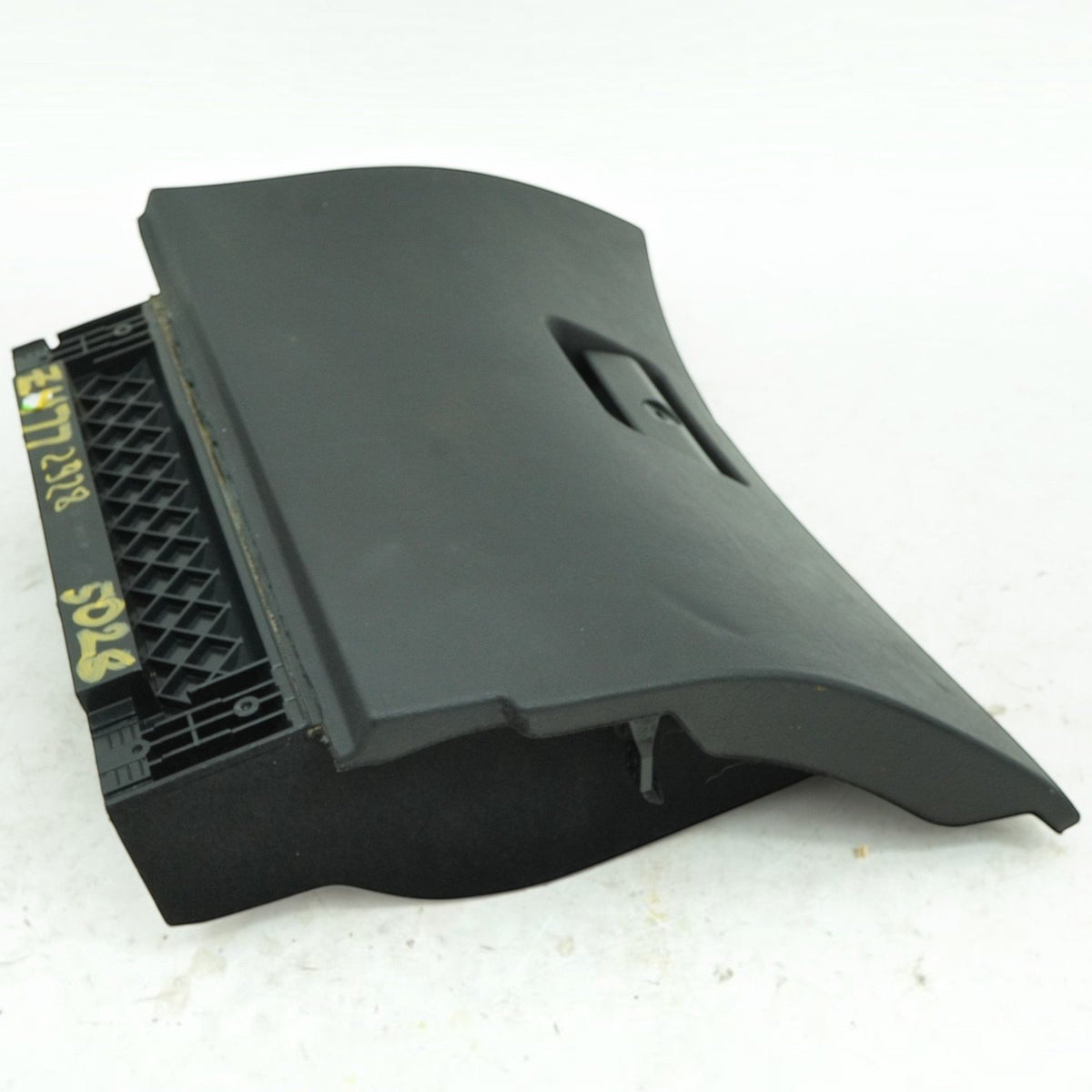01-06 BMW 325Ci 330Ci E46 Dashboard Glove Box Storage Compartment 8201230 OEM
