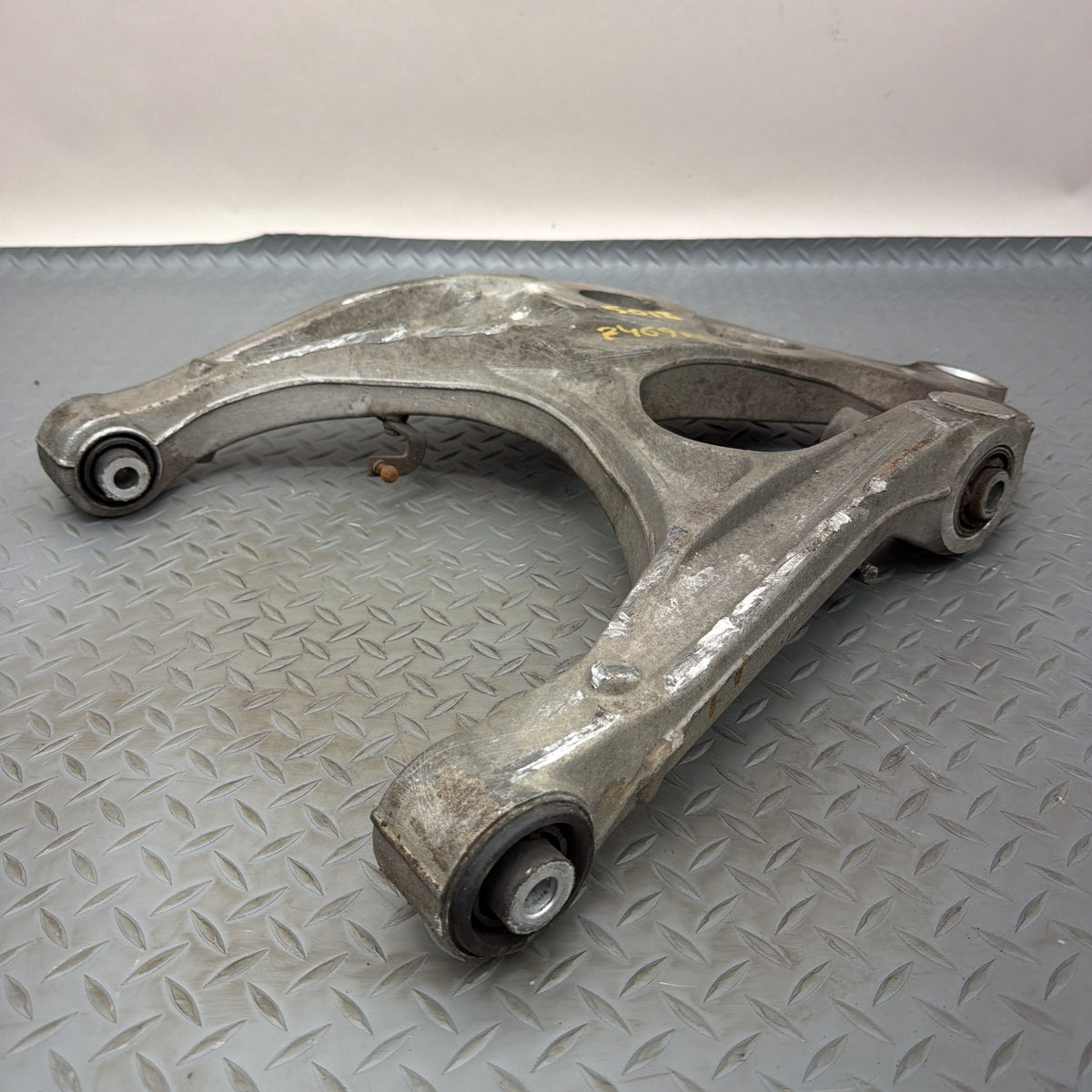 13-16 Mercedes GL450 GL550 X166 Rear Left Lower Control Arm A1663500906 OEM