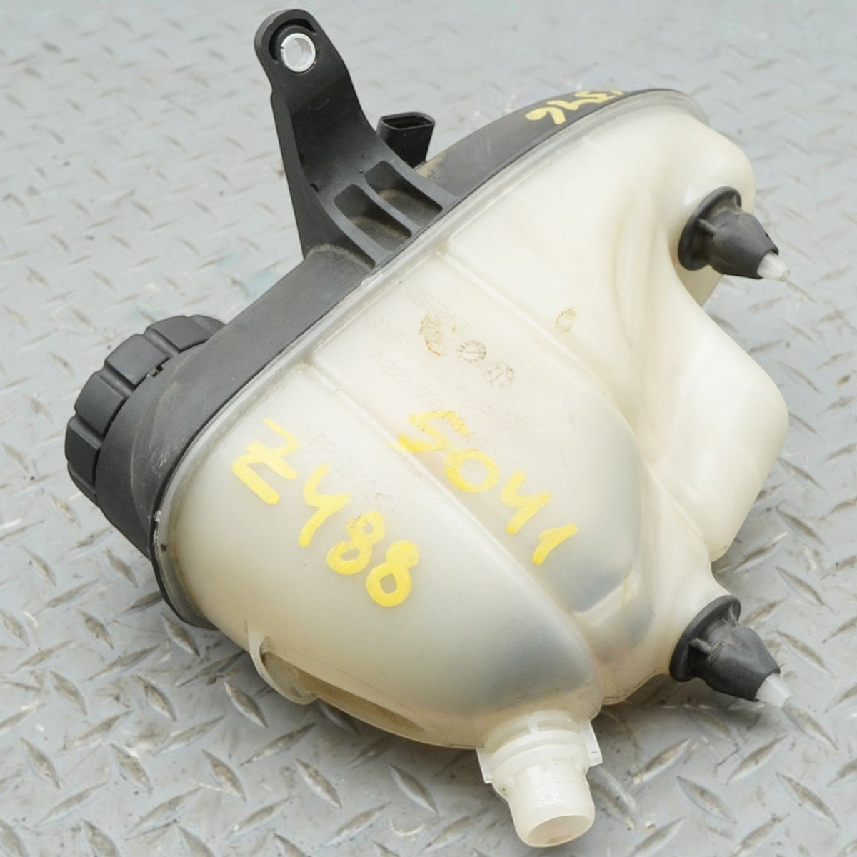 14-20 Mercedes S550 S560 S400 W222 Coolant Bottle Reservoir A2225000849 OEM