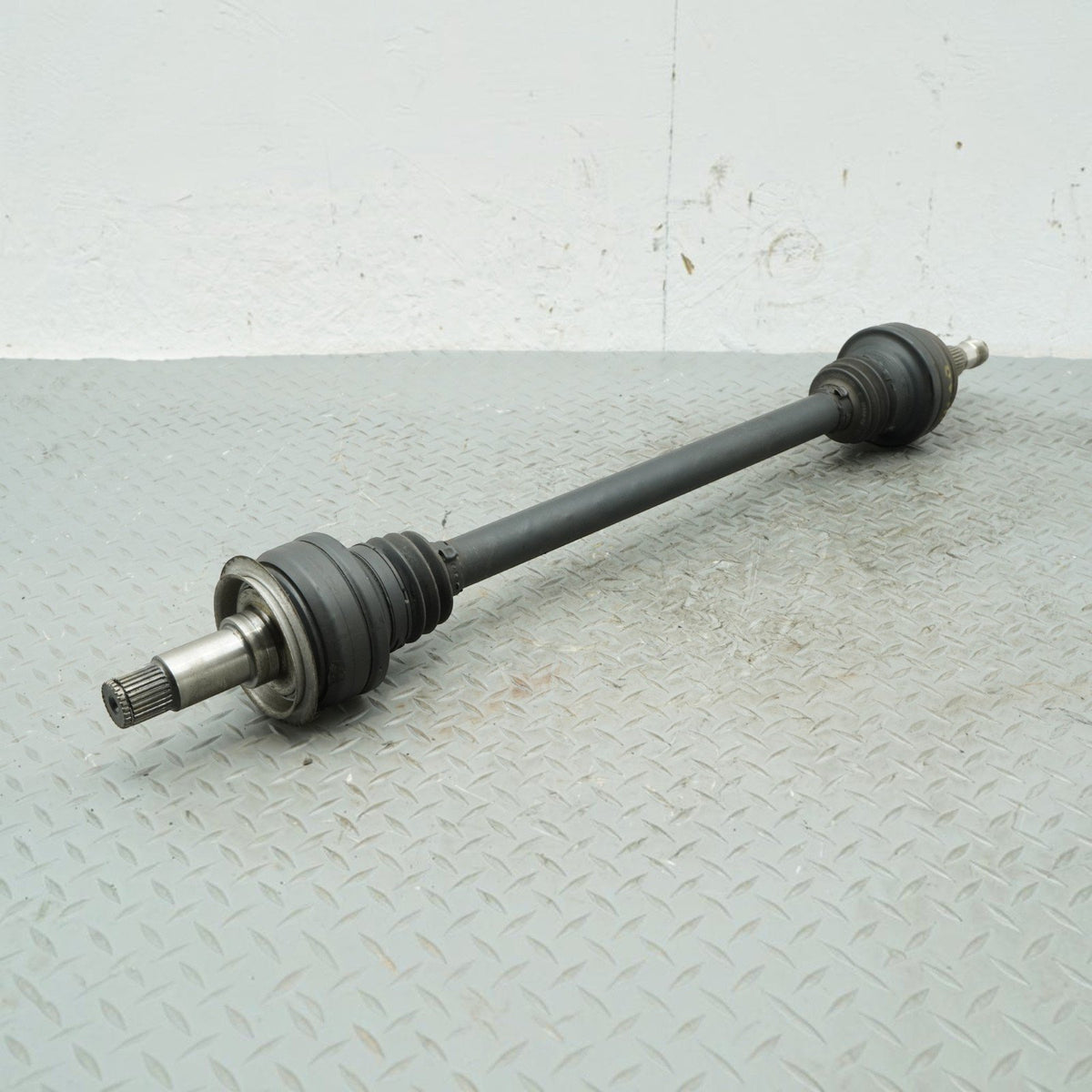 14-17 Mercedes S550 W222 4Matic Rear Right Passenger CV Axle Shaft 2223500010