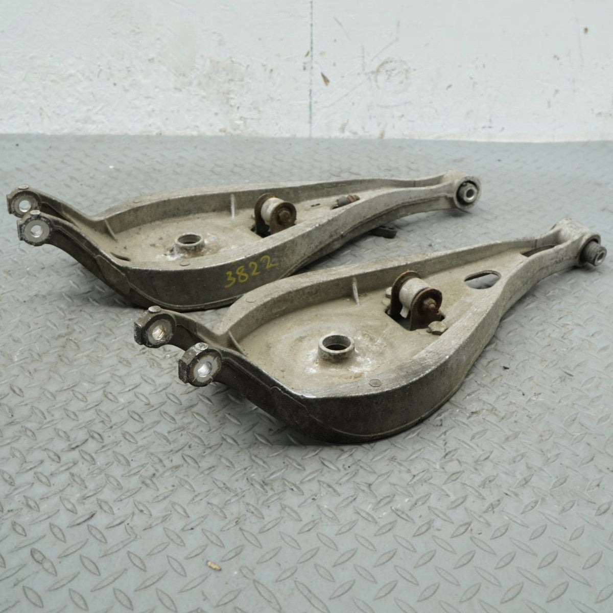 99-06 BMW 330i 328i 325i 323i 320i E46 Rear LH RH Lower Control Arm 33326781625