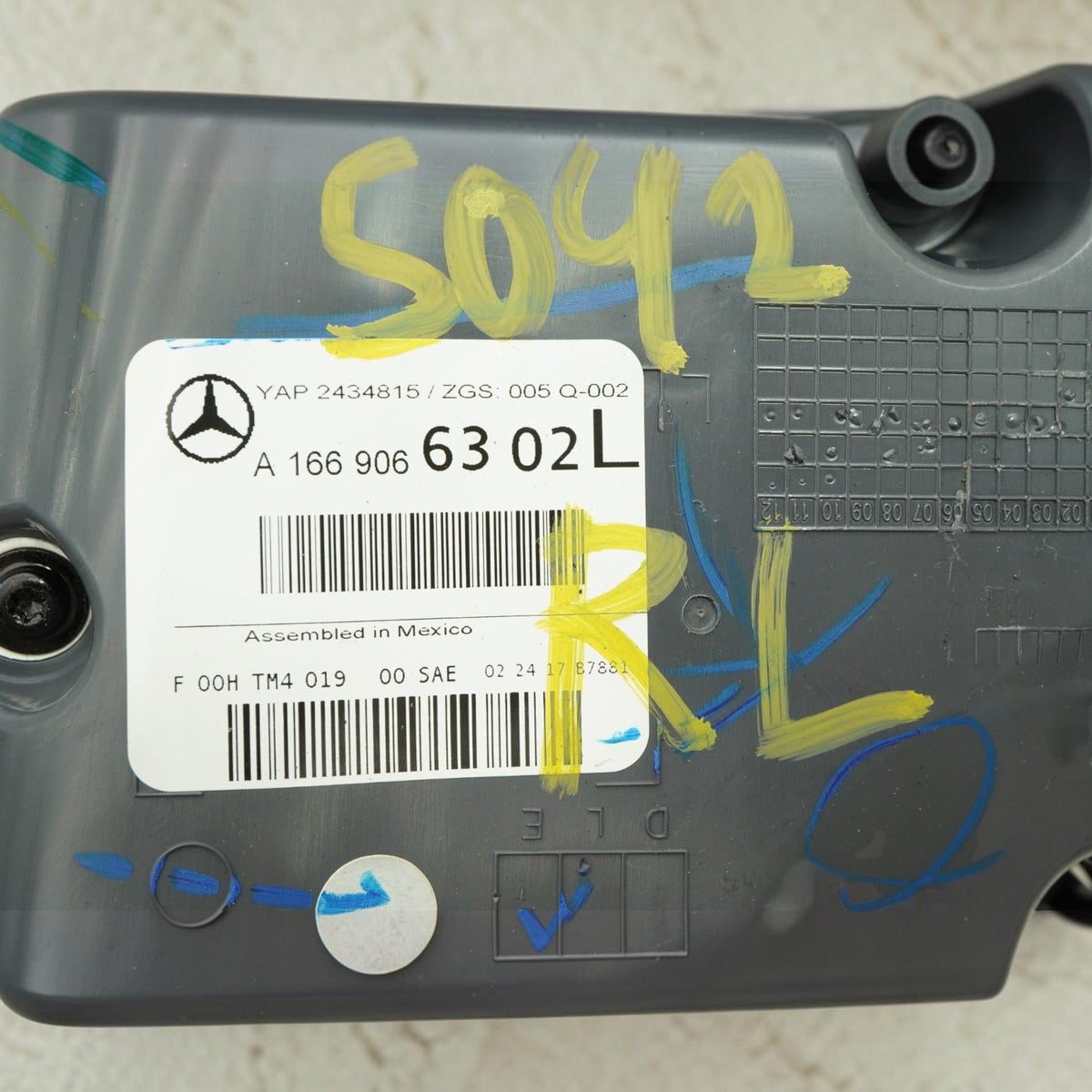 17-19 Mercedes GLS63 GLS550 GLS450 X166 LH Inner Lamp Taillight A1669066302 OEM