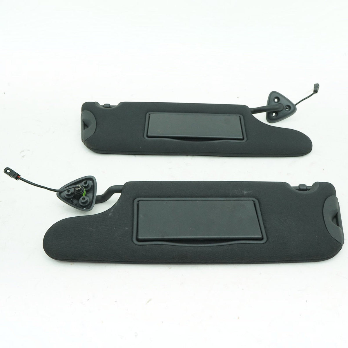 09-16 Dodge Challenger Sun Visor Set Left Right Black Illuminated 1MA01DX9AB OEM