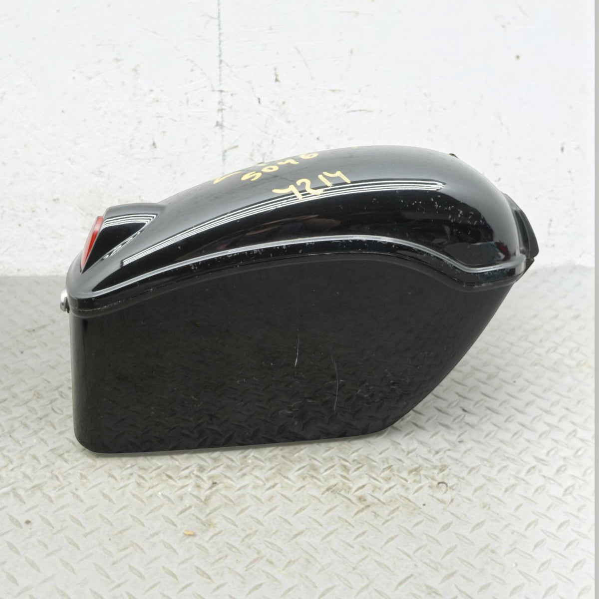 05-09 Suzuki Boulevard C50 VL800 Motorcycle saddlebags Storage Rear Left Right