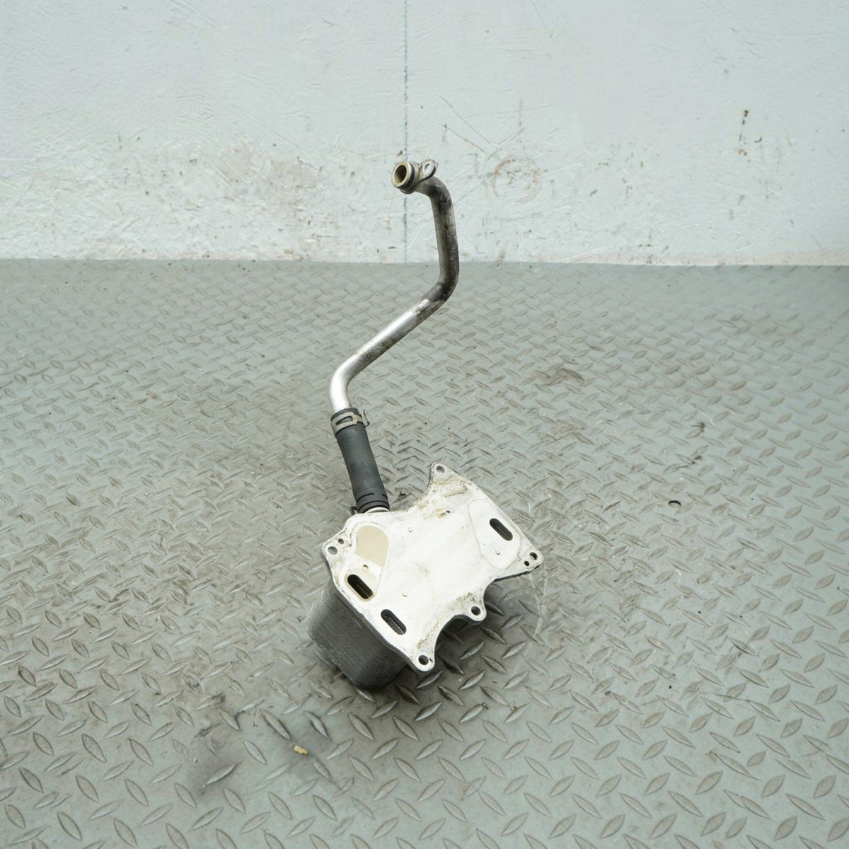12-16 Mercedes E350 E400 C207 Engine Oil Cooler Radiator W Hose A2761880001 OEM
