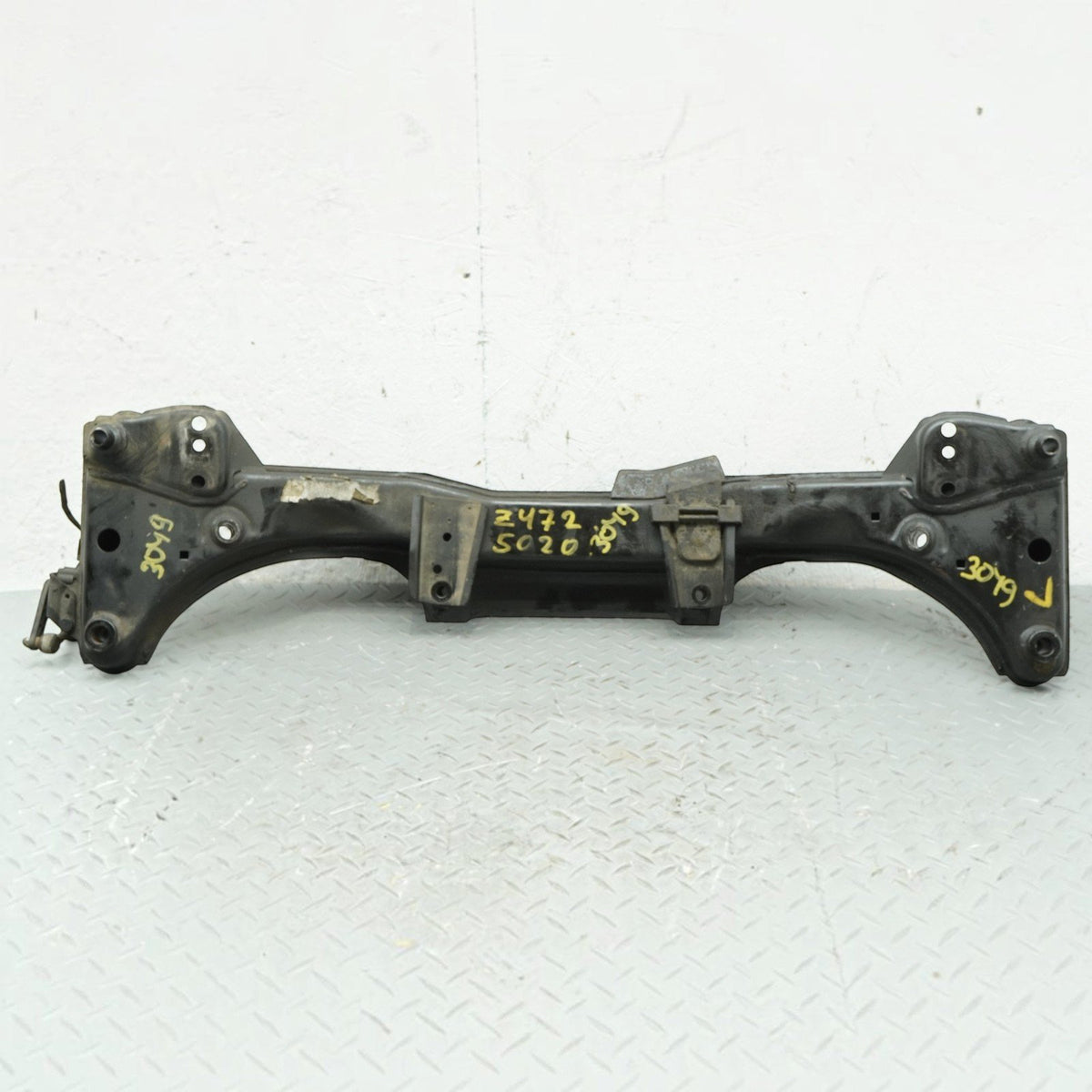 99-06 BMW 320 323 325 328 330 E46 Front Subframe Crossmember Engine Cradle OEM