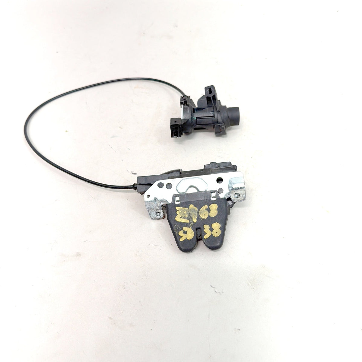 10-17 Mercedes E350 W207 Coupe Trunk Lid Latch Lock Actuator A2047500485 OEM
