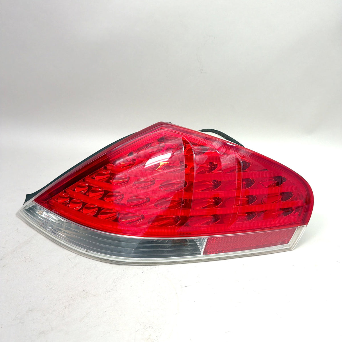 04-07 BMW M6 645Ci 650i E63 Right Rear Tail Light Assembly LED 63217170978 OEM
