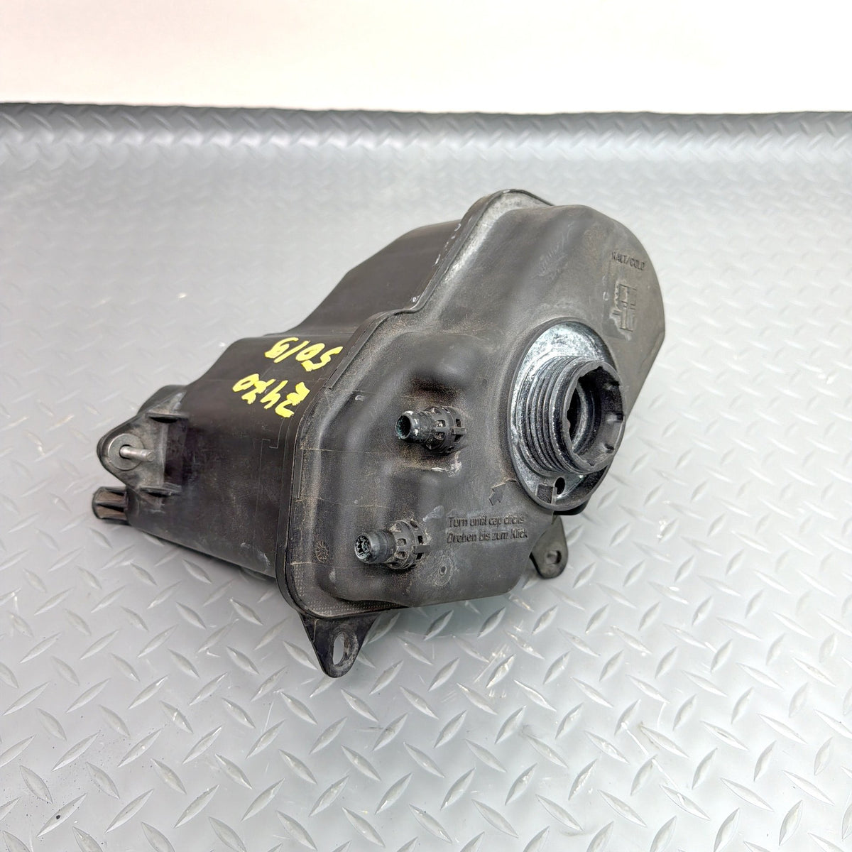 06-10 BMW M6 M5 E64 E63 E60 Coolant Expansion Tank Reservoir 17112283345 OEM