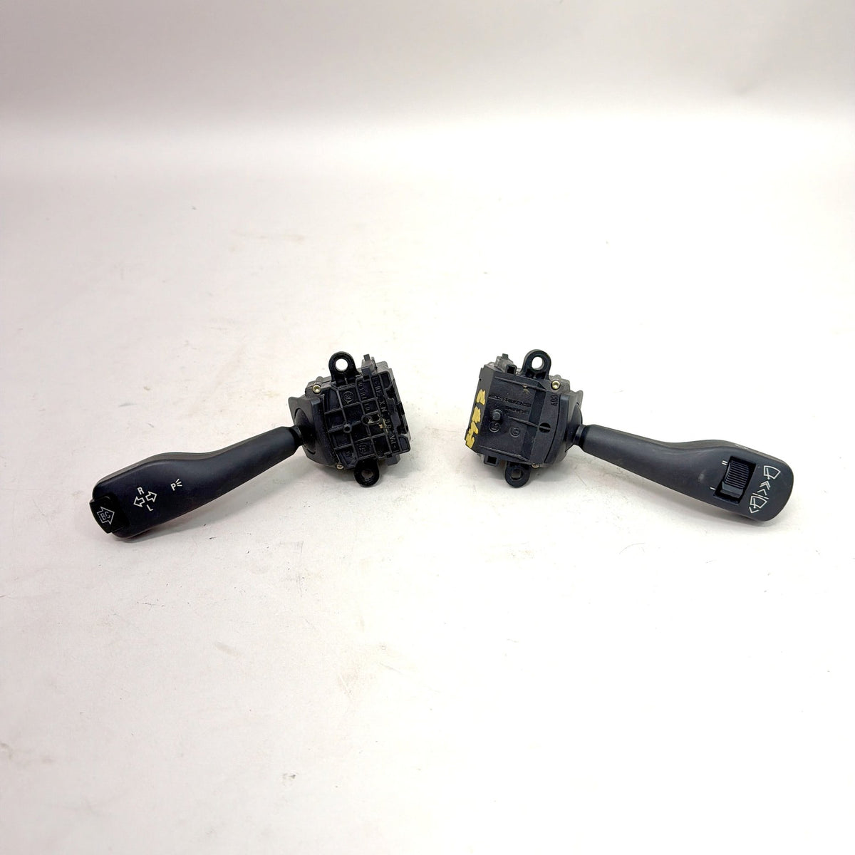 01-06 BMW 330i 325i E46 Steering Column Turn Signal Wiper Switch 8363668 OEM