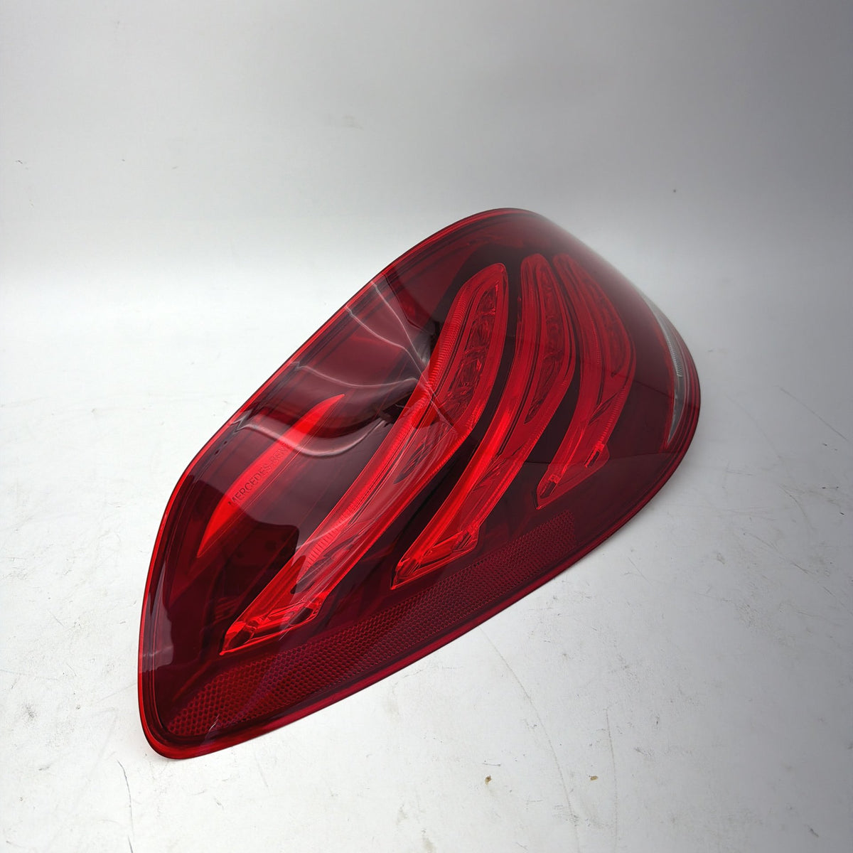 14-17 Mercedes W222 S550 S63 S65 S600 Left Driver LED Tail Light A2229065601 OEM