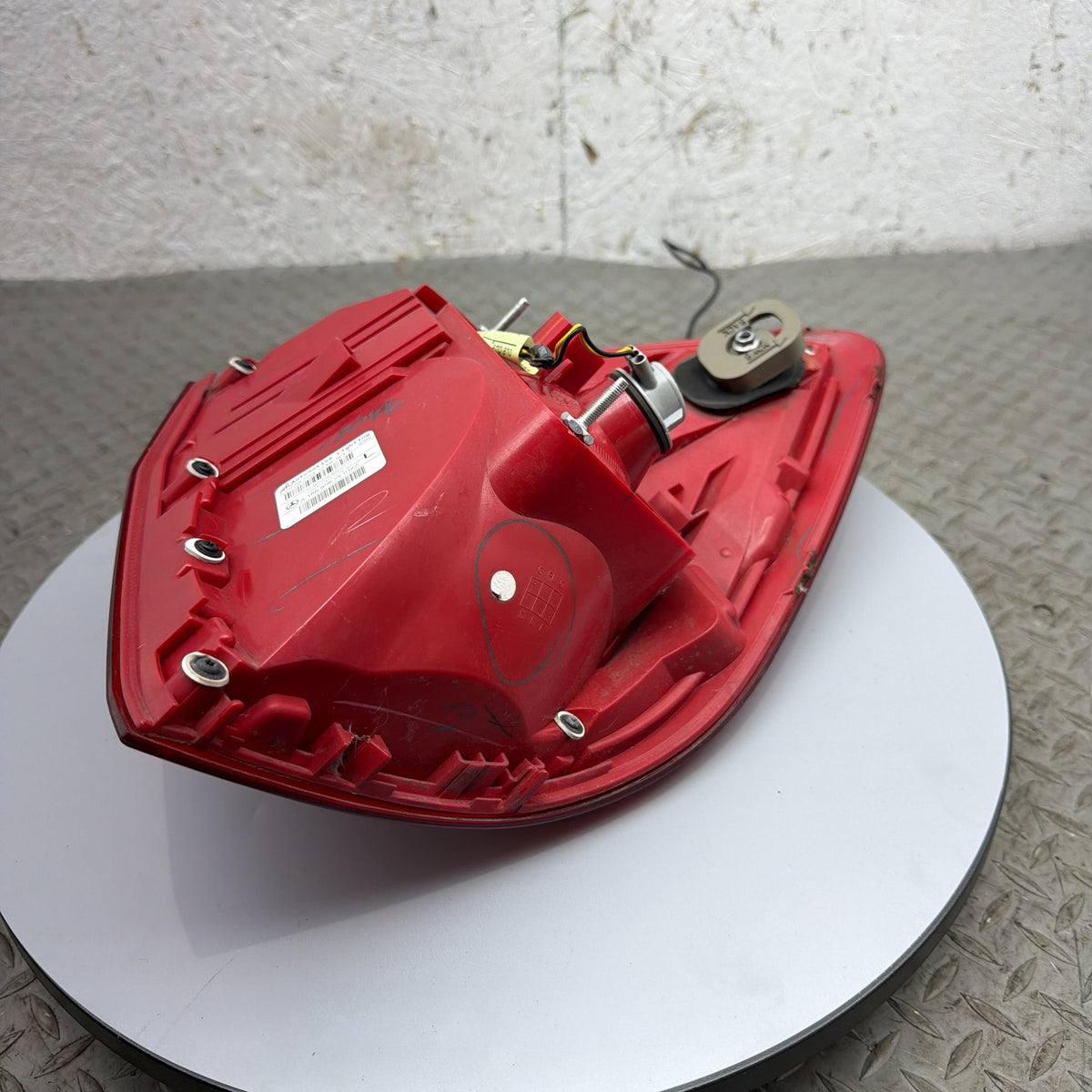 2013-2016 Mercedes-Benz GL550 GL-Class X166 SUV Left Tail Light