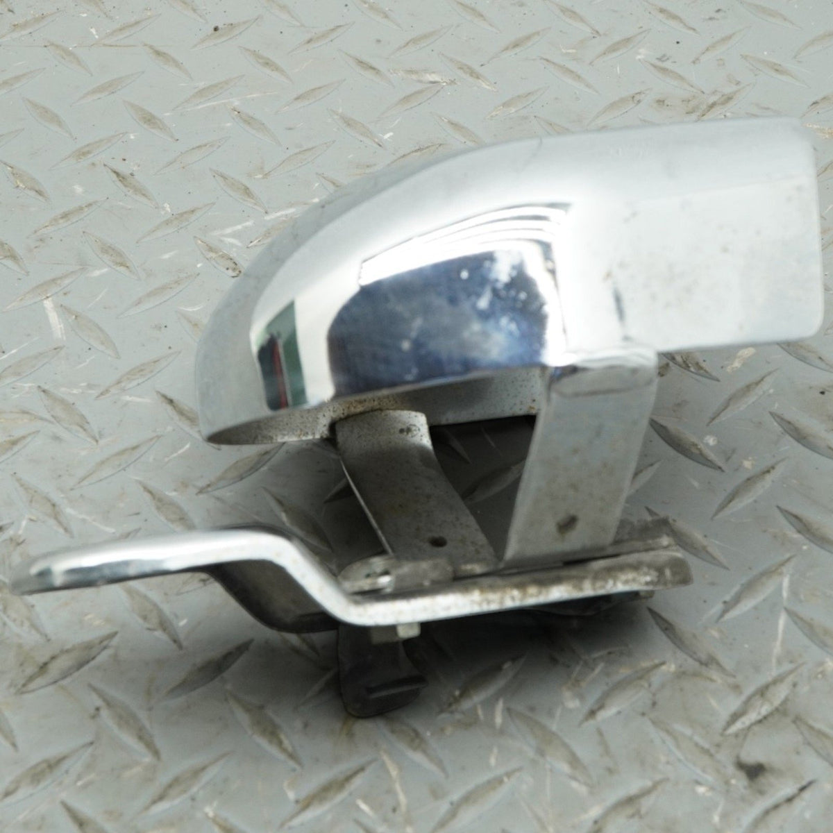 2000-2008 Harley-Davidson FLHRCI Road King Classic Horn Chrome Cover OEM