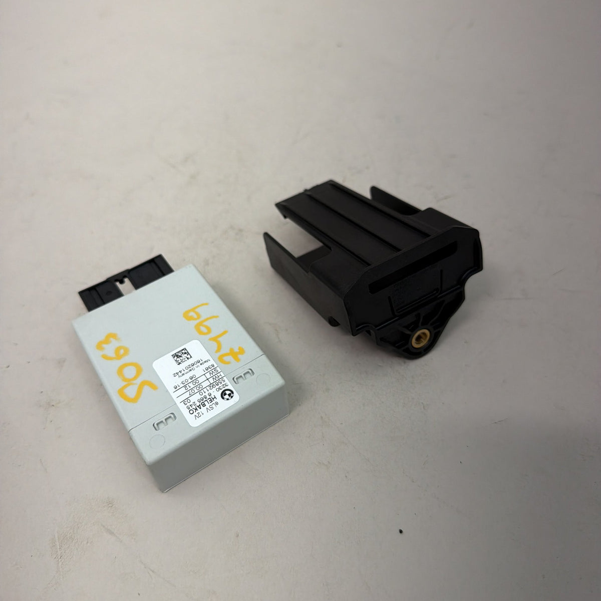 15-18 BMW X5M F85 Steering Column Lock Control Module ELV Unit 32306865245 OEM