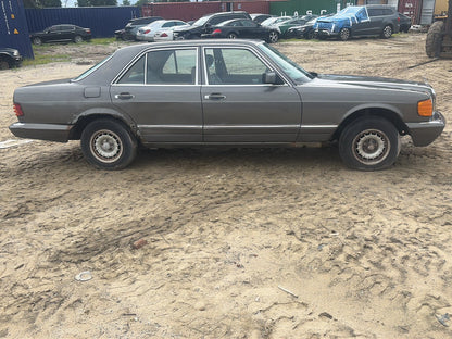 1979-1991 Mercedes-Benz 380SE S-Class W126 W126