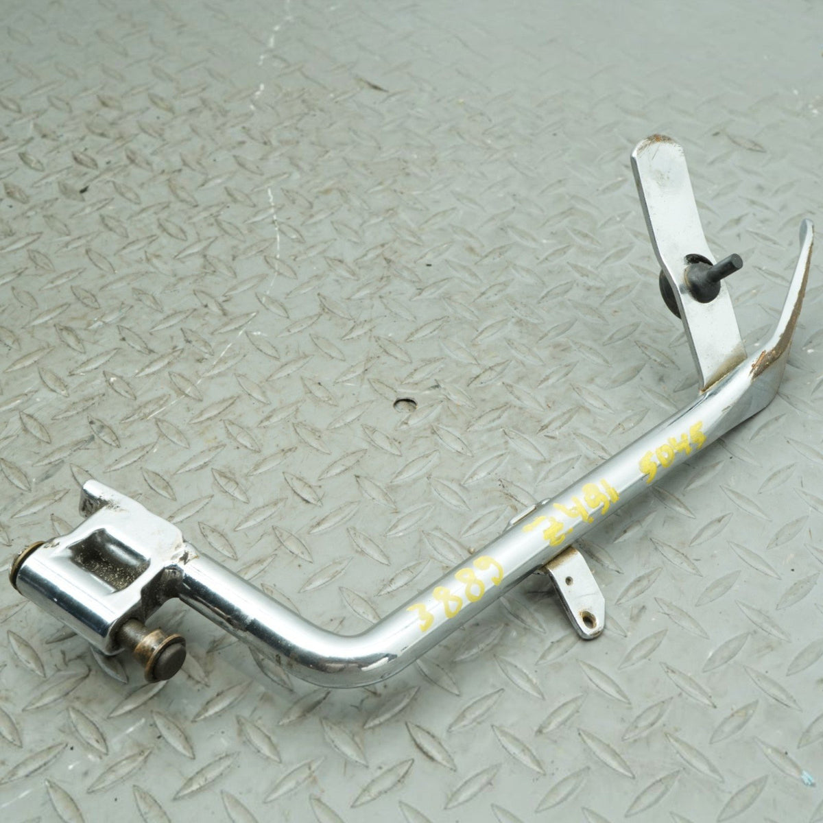 2007 Harley-Davidson FXSTD Softail Deuce Jiffy Kick stand Side Lower OEM