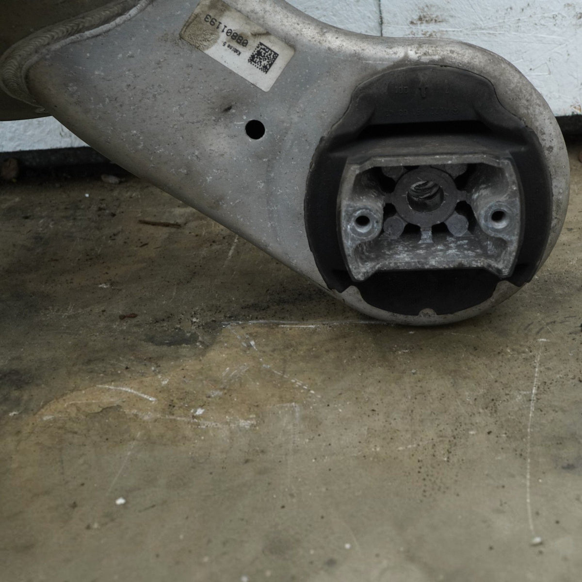 14-20 Mercedes S550 S400 S63 W222 Rear Subframe Crossmember A2223520000 OEM