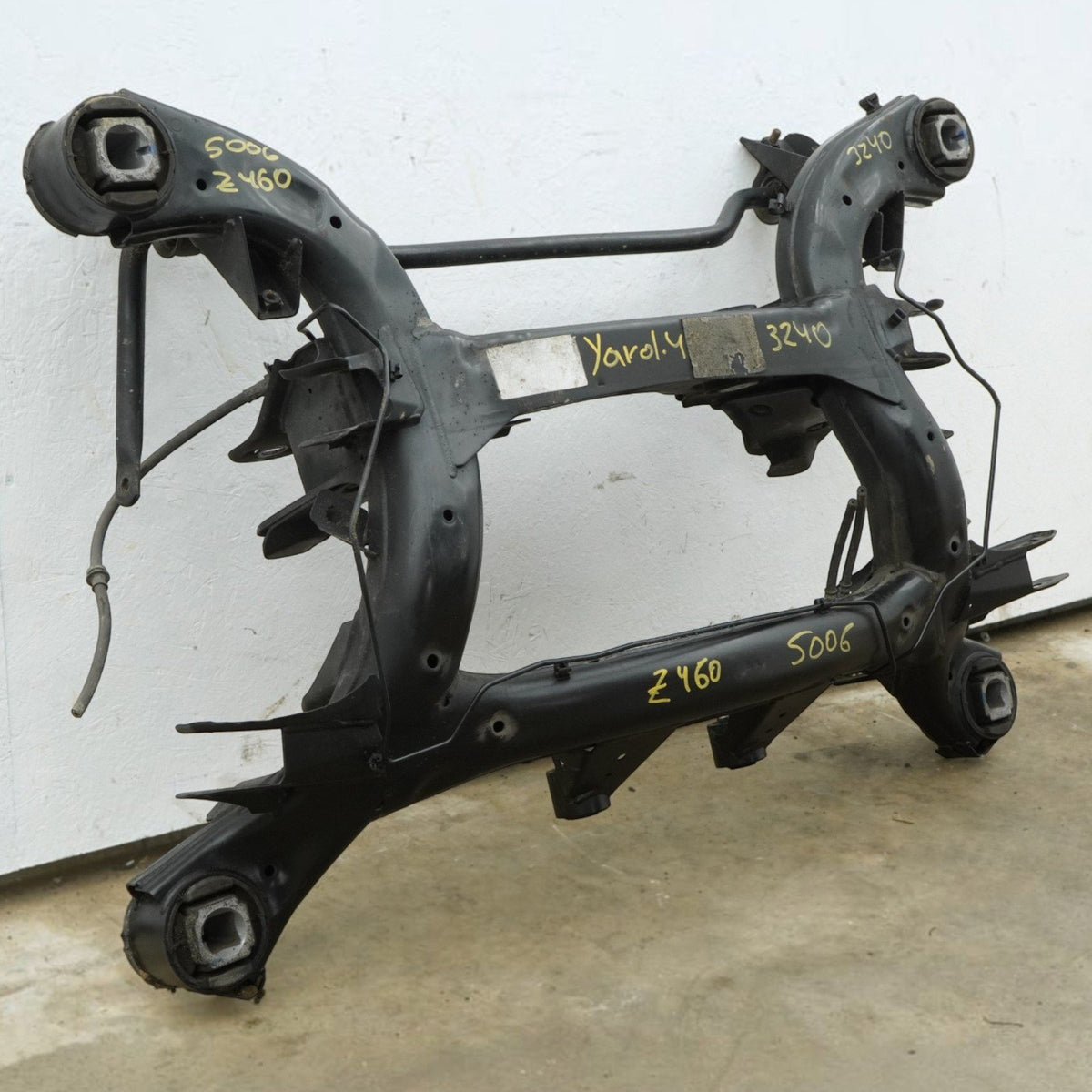 08-19 BMW X6 X5 F16 F15 Rear Subframe Crossmember Cradle Suspension 6858954 OEM