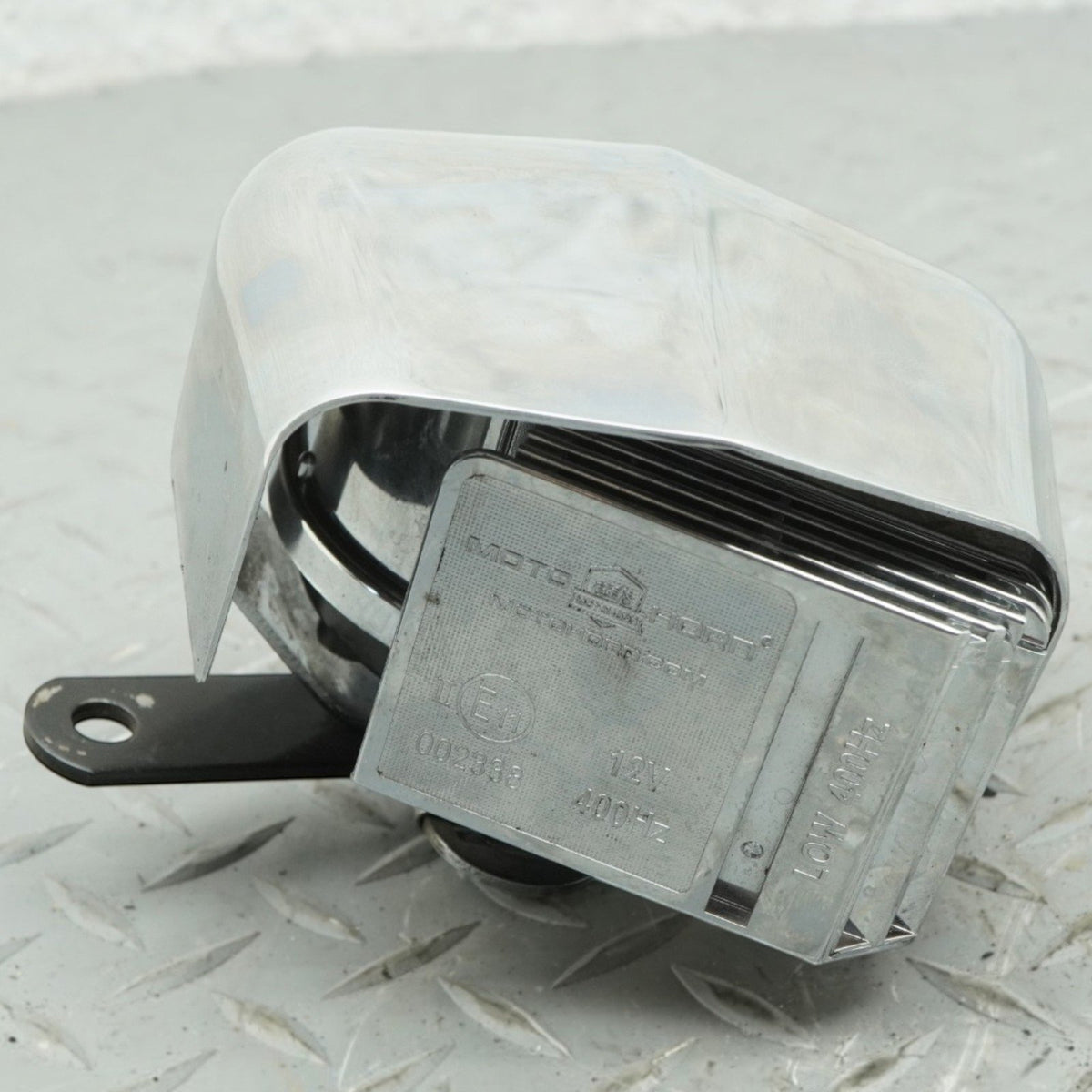 00-11 Harley-Davidson FLSTC Heritage Softail Classic Horn Alarm W Cover OEM