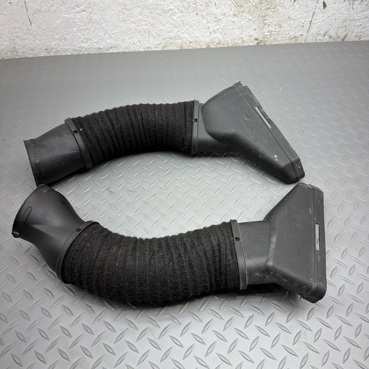 14-17 Mercedes S550 W222 Air Cleaner Filter Box Duct Hose TUube A2780904982 OEM