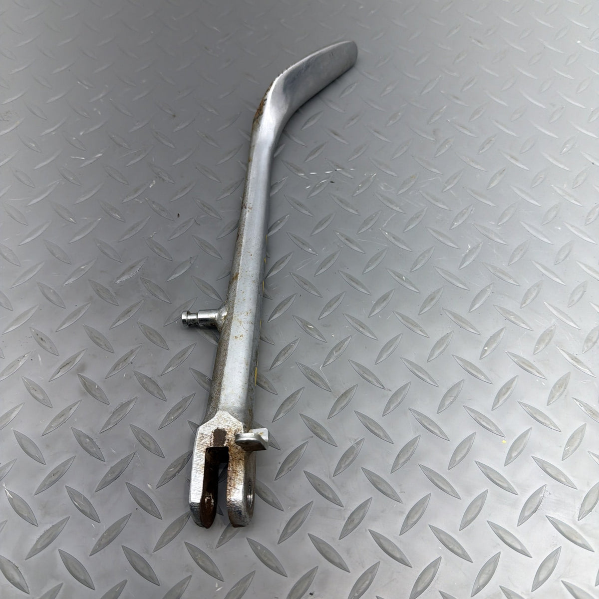 05-09 Suzuki Boulevard C50 VL800 Side Stand Kickstand Lower 42310-41F01 OEM